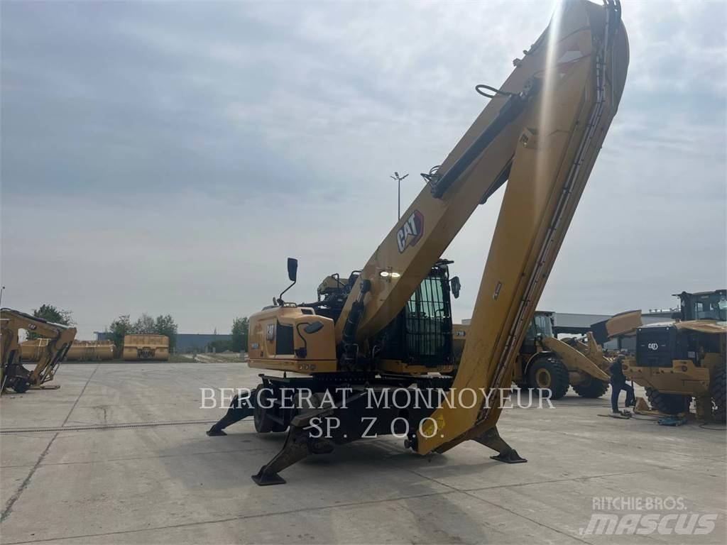 CAT MH3026 Bageri točkaši