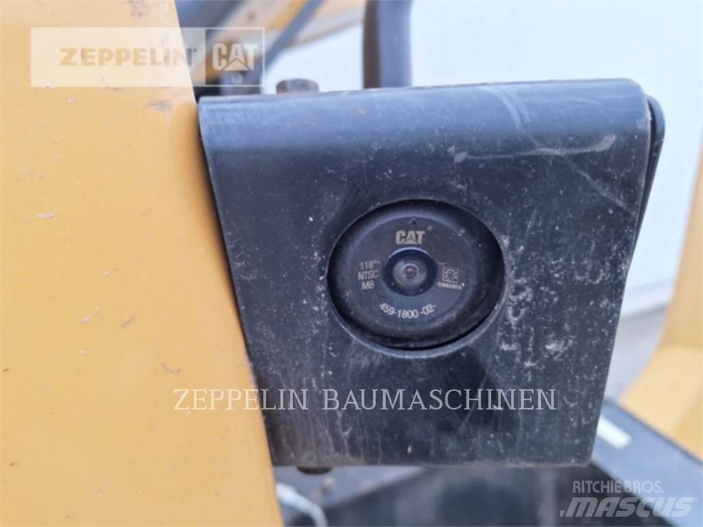CAT MH3026-06C Bageri za rušenje
