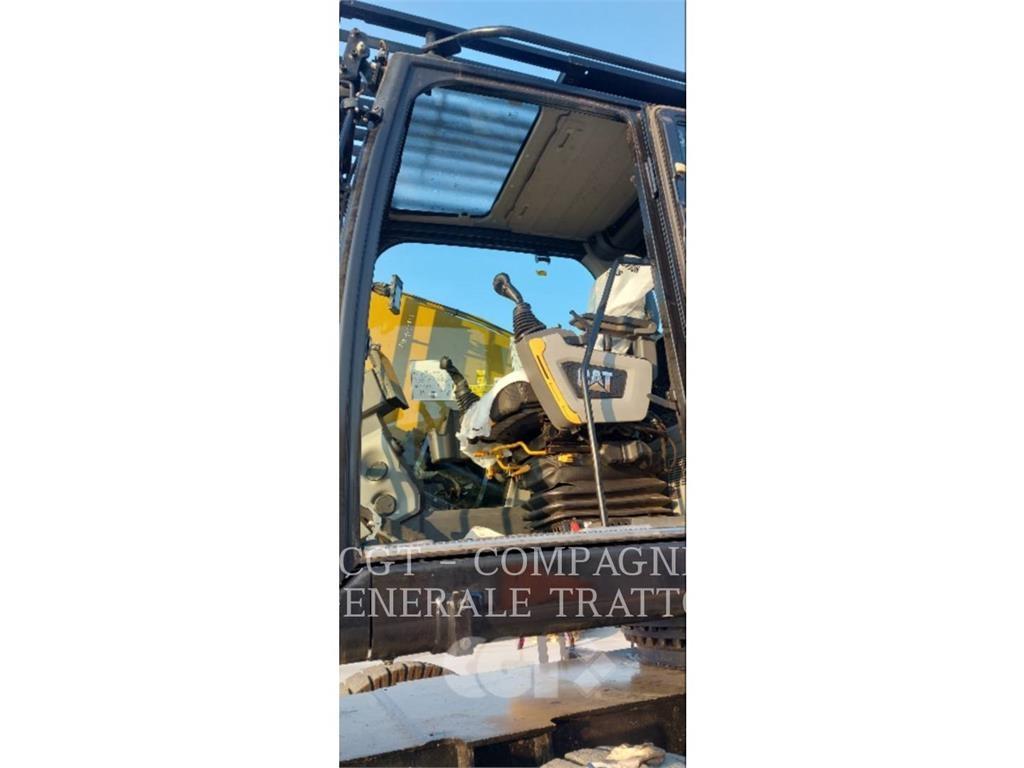 CAT MH3040NG Bageri točkaši