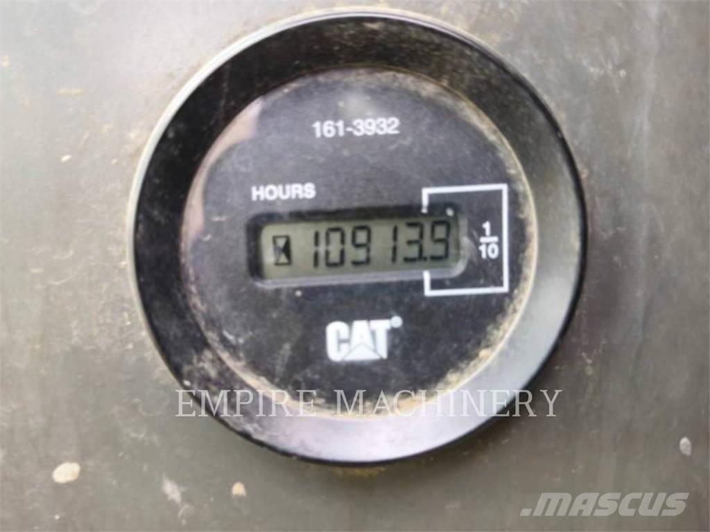 CAT MH3059 Bageri guseničari