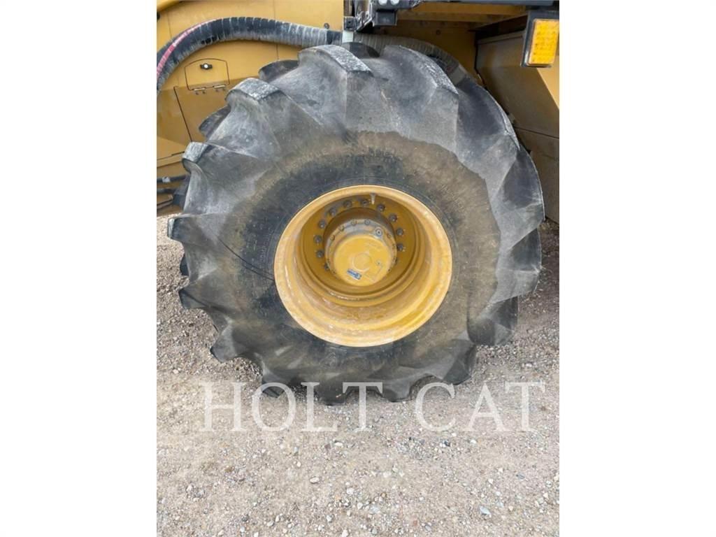CAT RM400 Mašine za reciklažu asfalta