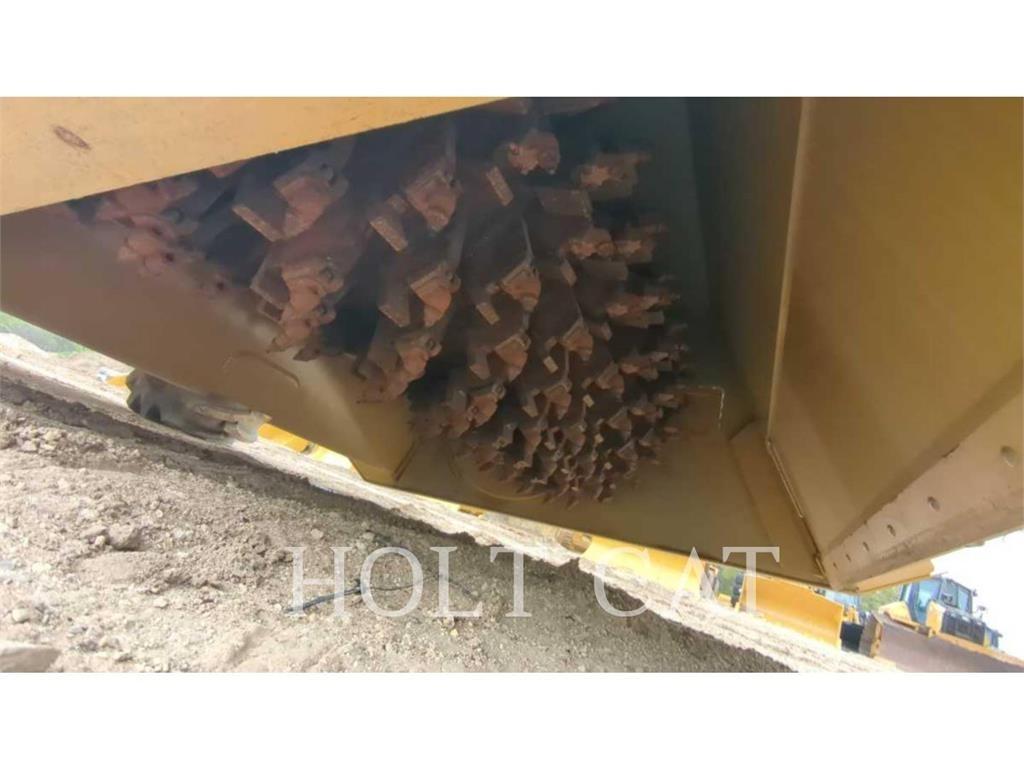 CAT RM400 CAB Mašine za reciklažu asfalta