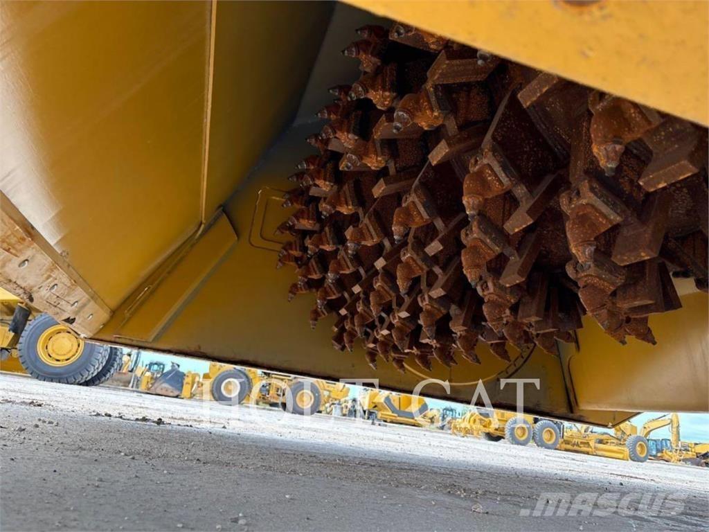 CAT RM400 CAB Mašine za reciklažu asfalta