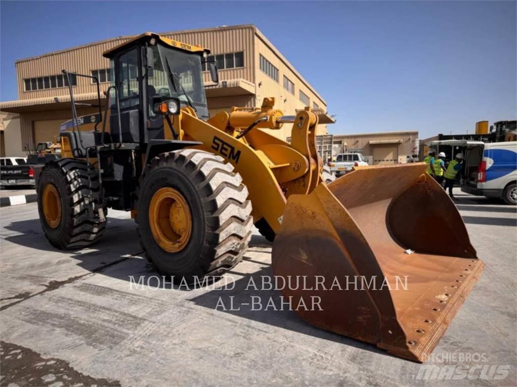 CAT SEM660D Utovarivači na točkove