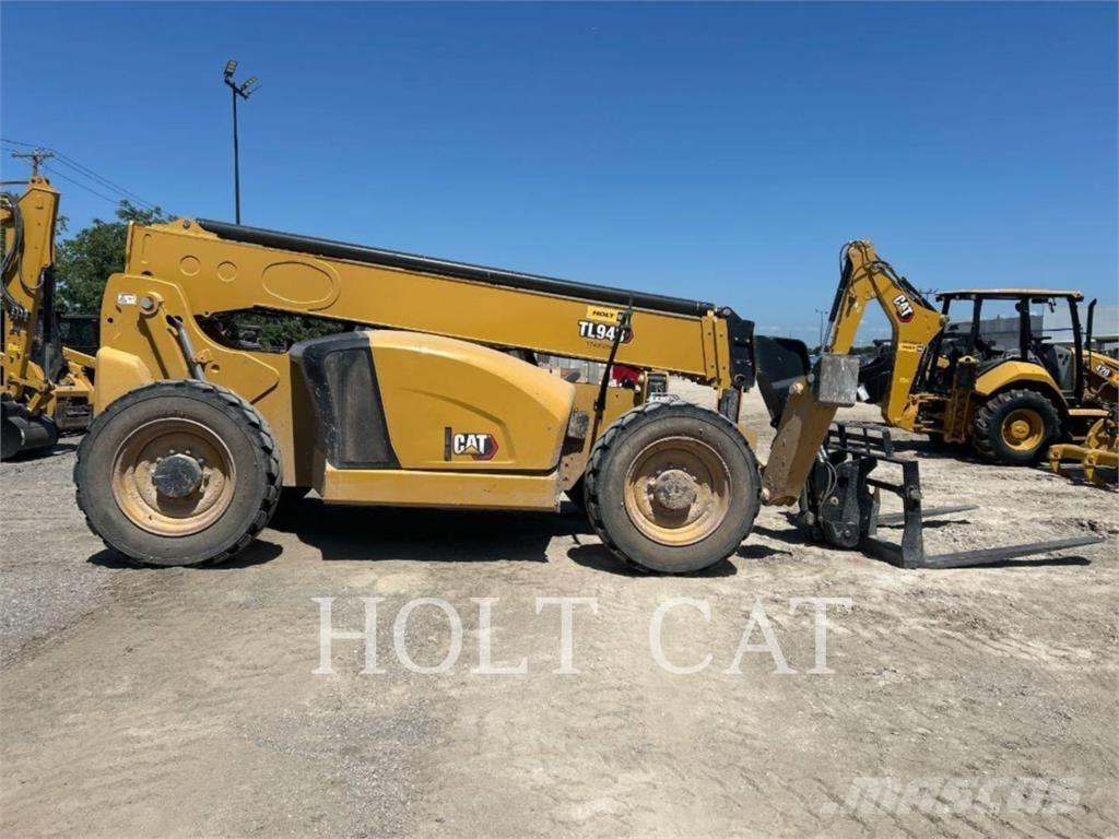 CAT TL943 Teleskopski viljuškari