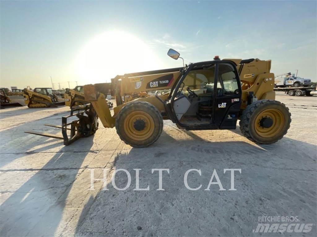 CAT TL943D Teleskopski viljuškari
