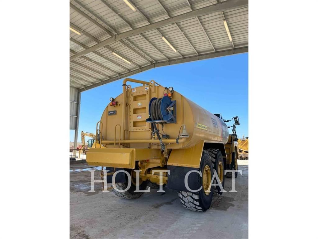 CAT W00 725 Kamioni cisterne