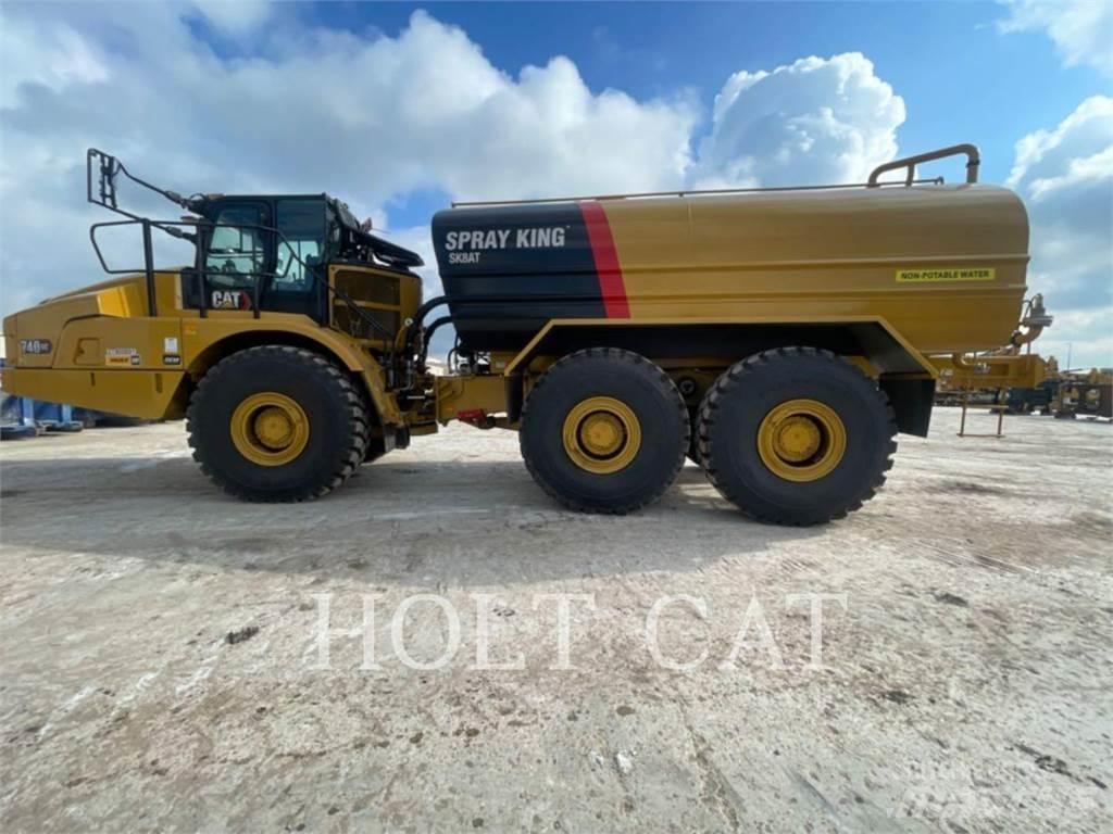 CAT W00 740 Kamioni cisterne