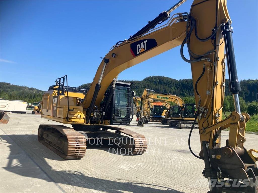 Caterpillar 326FL Bageri guseničari
