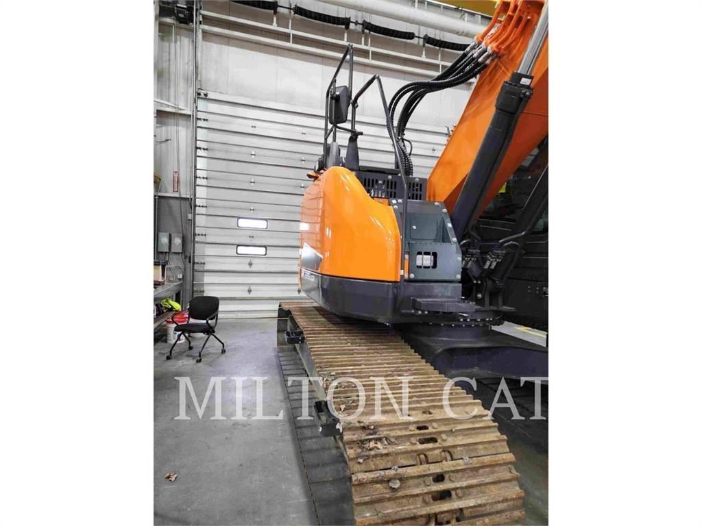 Doosan DX235LCR Bageri guseničari