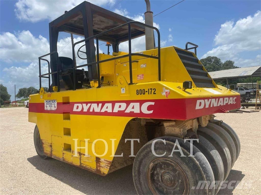 Dynapac CP271 Gumeni valjci na točkovima