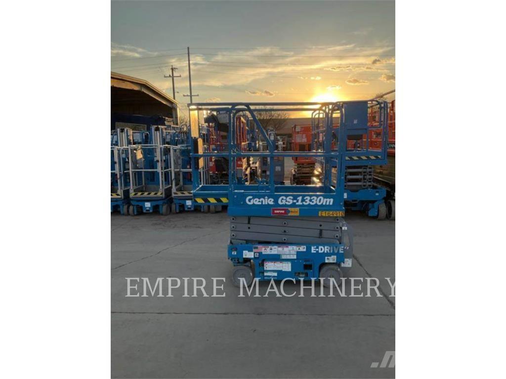 Genie GS1330 Zglobne podizne platforme