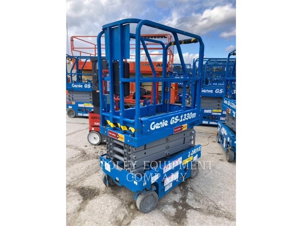 Genie GS1330 Makazaste platforme