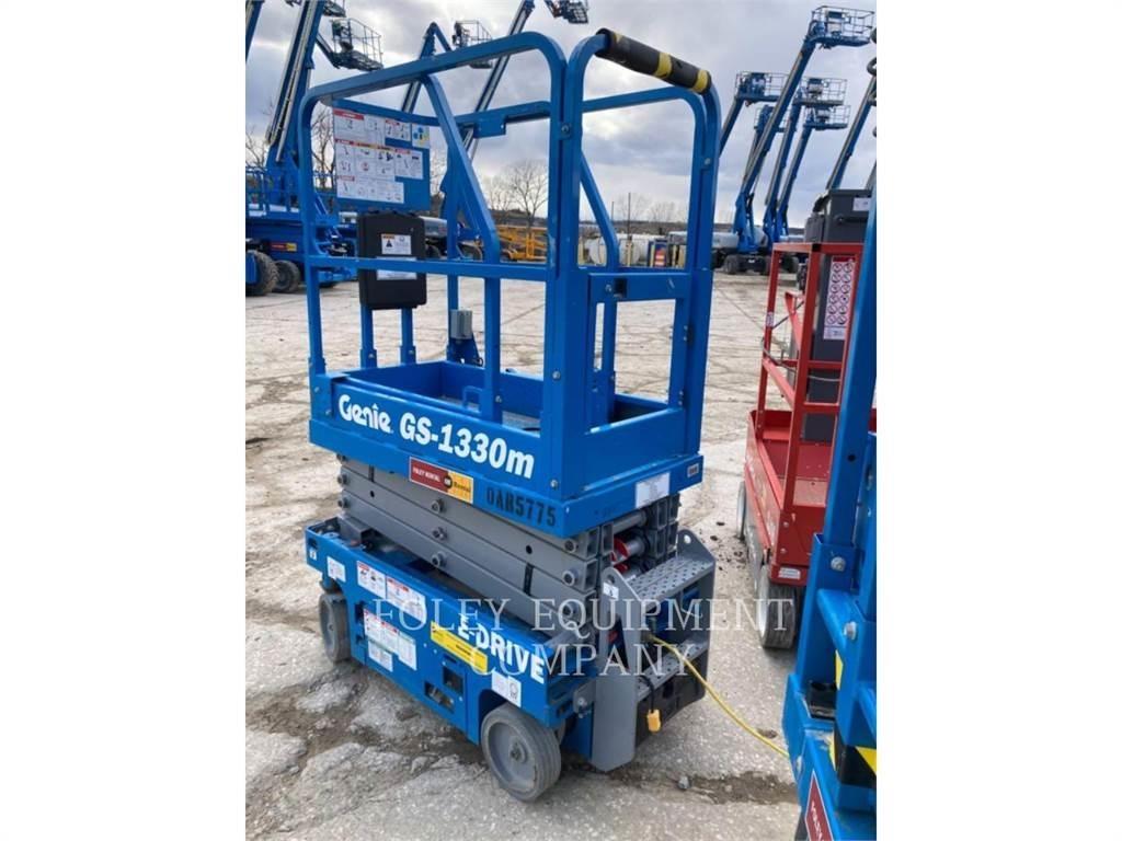 Genie GS1330 Makazaste platforme