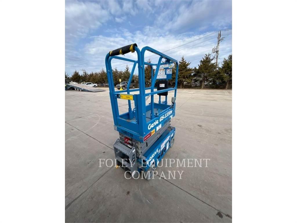 Genie GS1330 Makazaste platforme