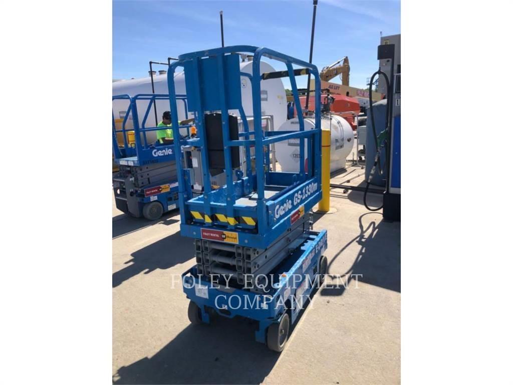Genie GS1330 Makazaste platforme
