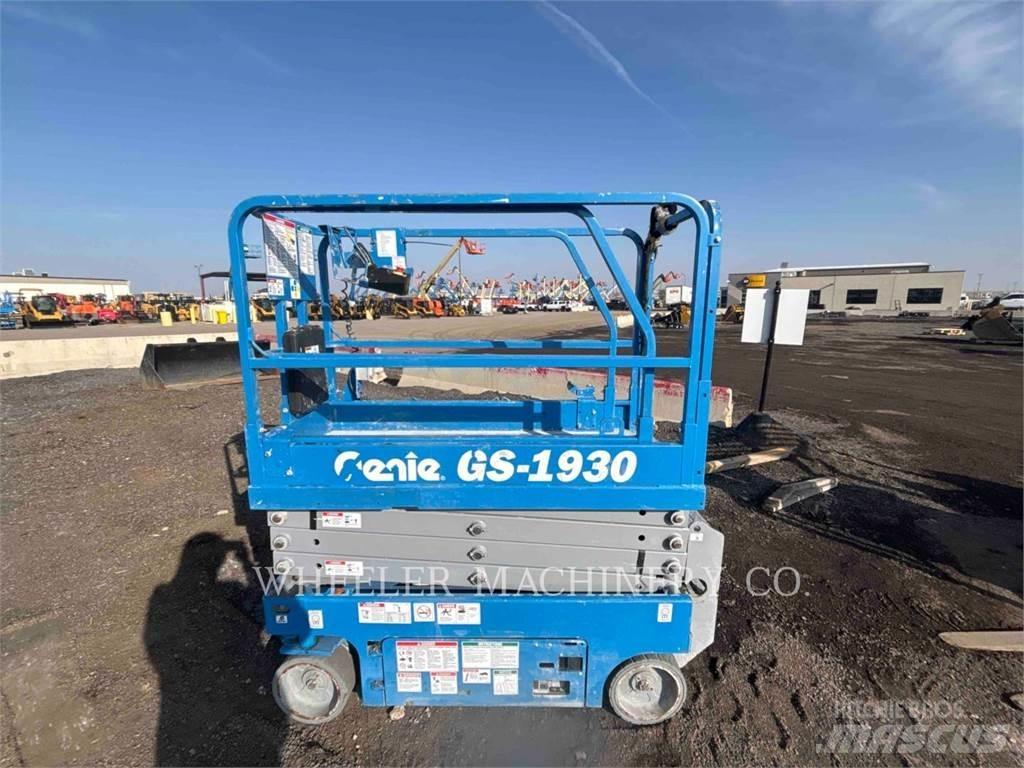 Genie GS1930 Makazaste platforme