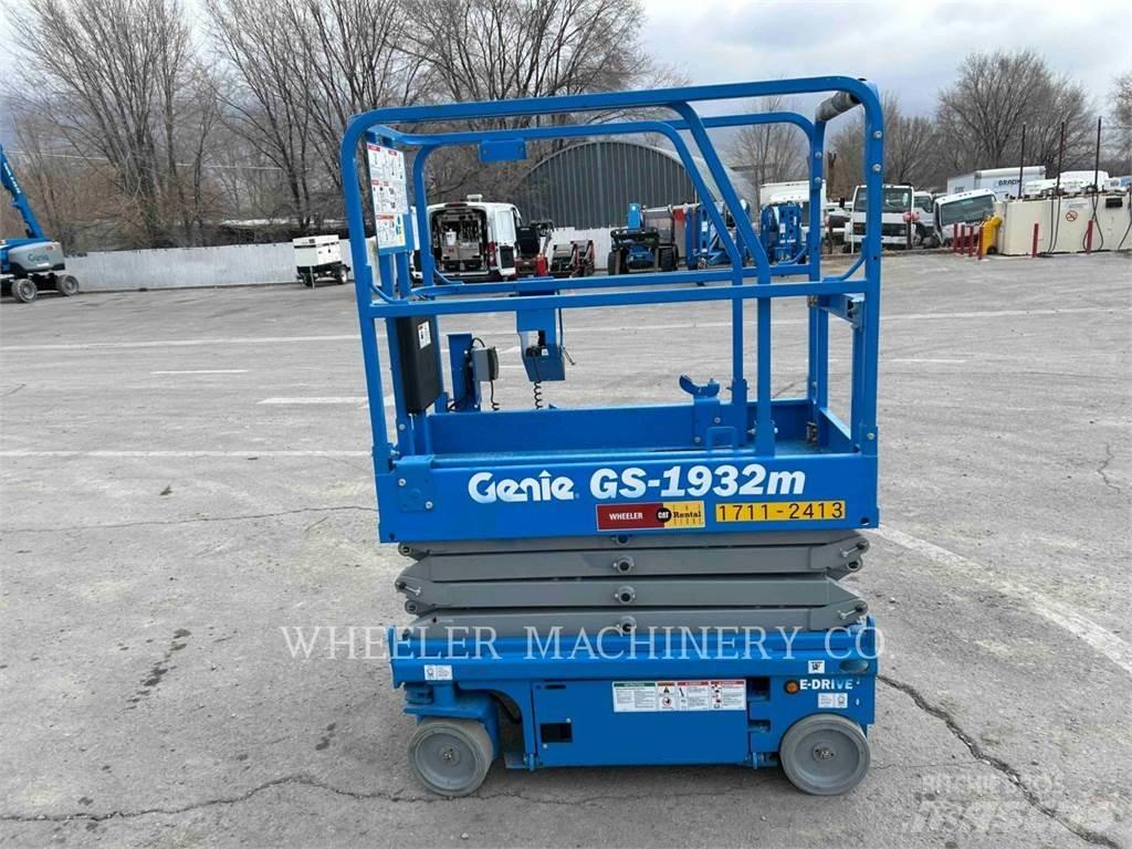 Genie GS1932M Makazaste platforme