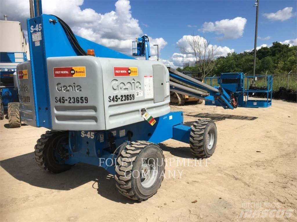 Genie S45D4W Zglobne podizne platforme