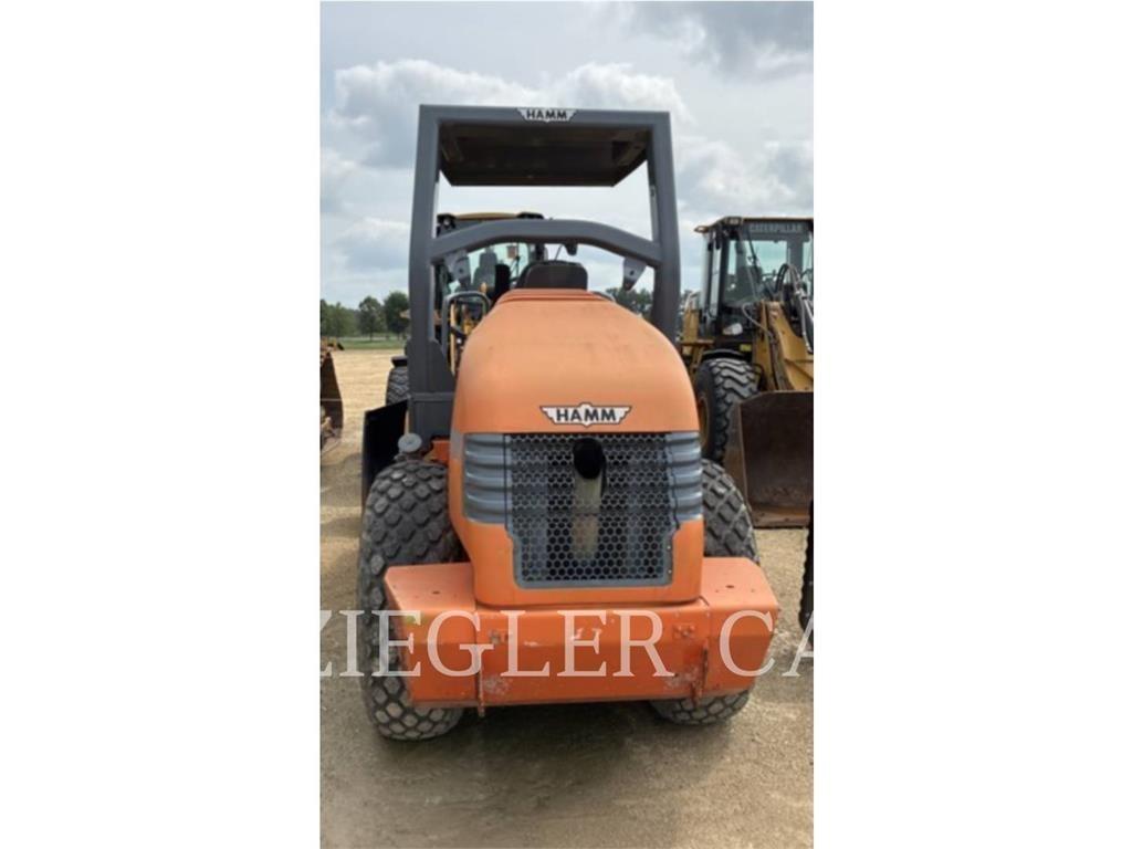 Hamm 3307 SMOOTH Nabijači zemlje