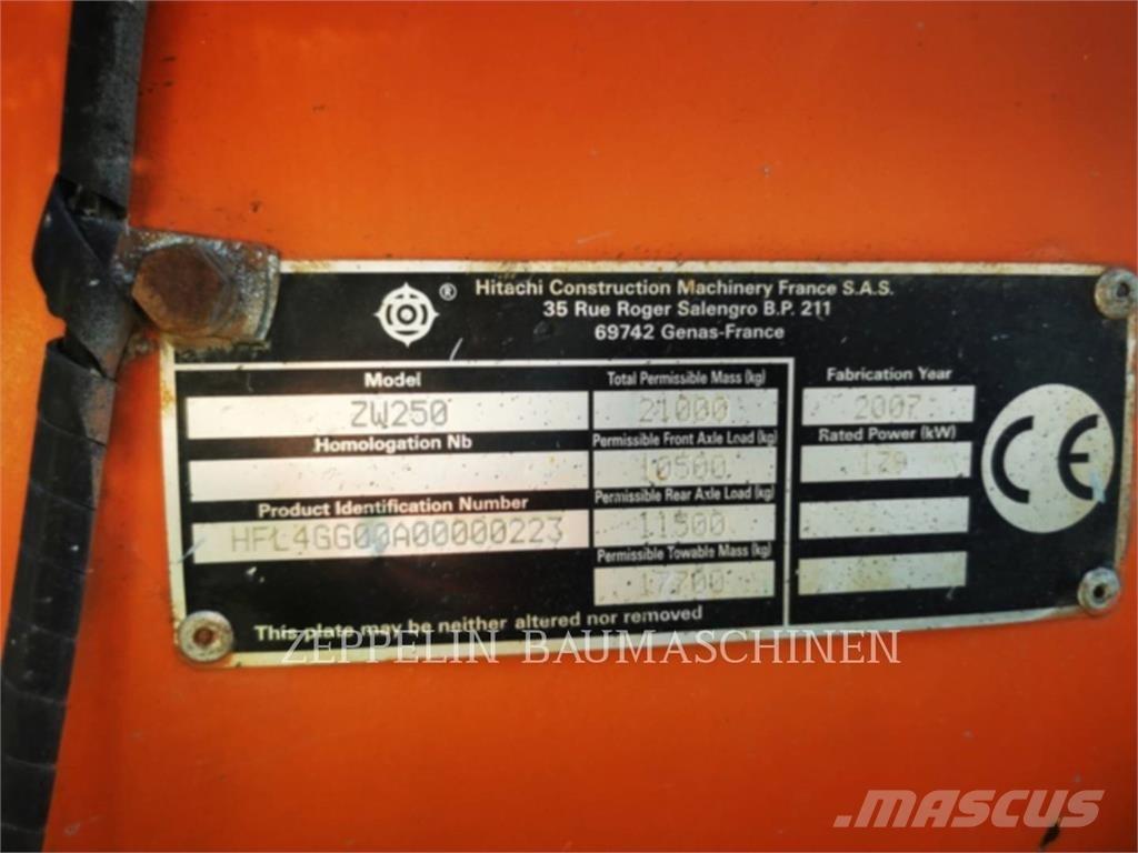 Hitachi ZW250 Utovarivači na točkove