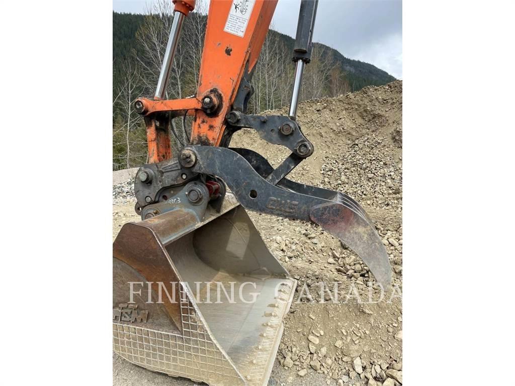 Hitachi ZX210LC Bageri guseničari