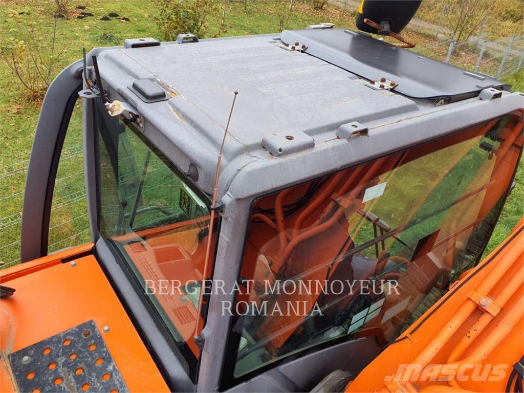 Hitachi ZX280LCN-3 Bageri guseničari