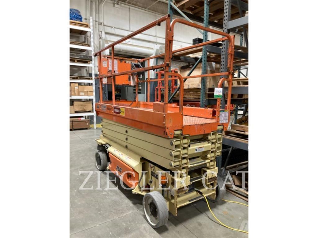 JLG 3246ES Makazaste platforme
