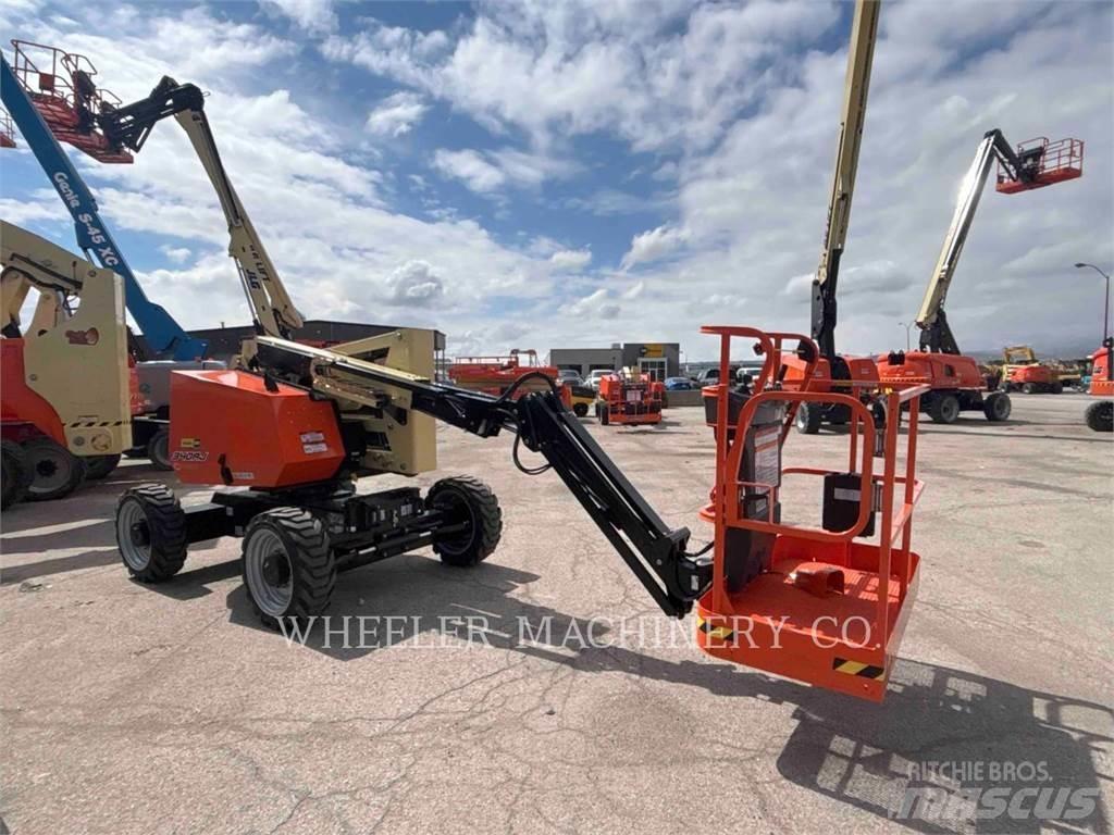 JLG 340AJ Zglobne podizne platforme
