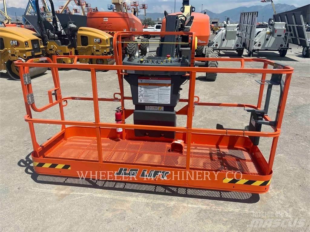 JLG 460SJ SP Zglobne podizne platforme