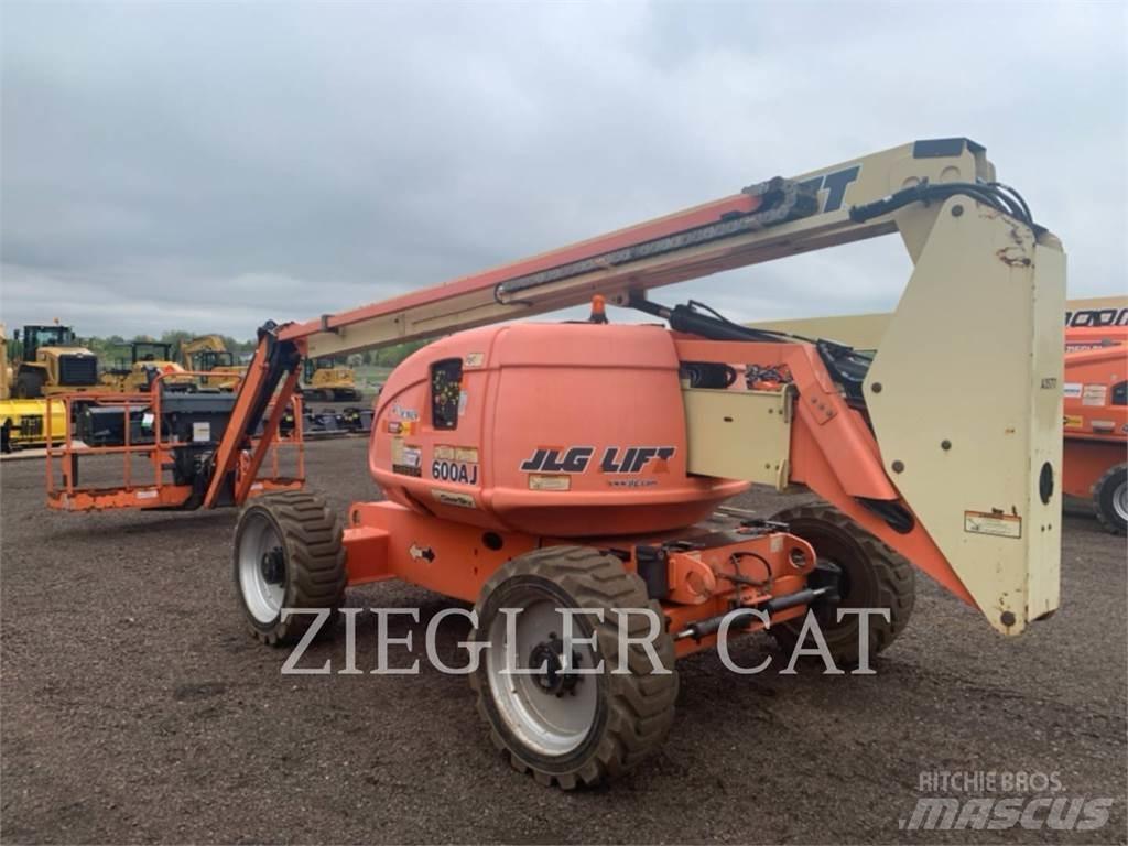 JLG 600AJ Zglobne podizne platforme