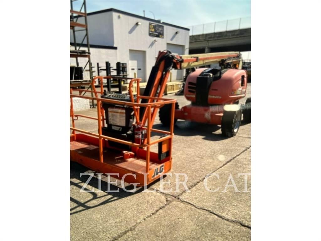 JLG 600AJ Zglobne podizne platforme