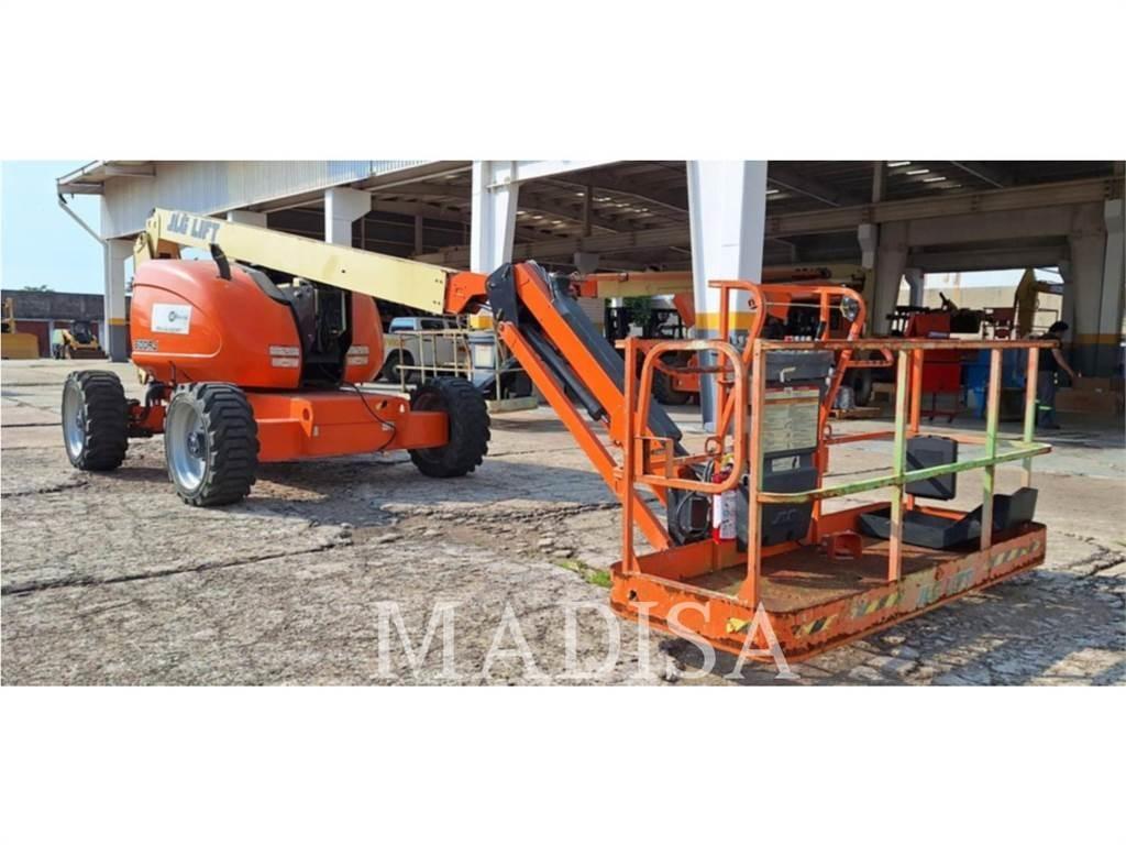 JLG 600AJ Zglobne podizne platforme