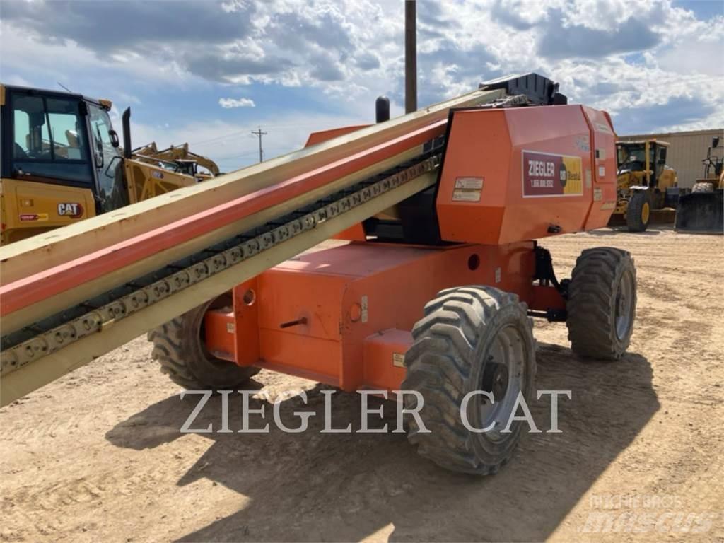 JLG 600S Zglobne podizne platforme