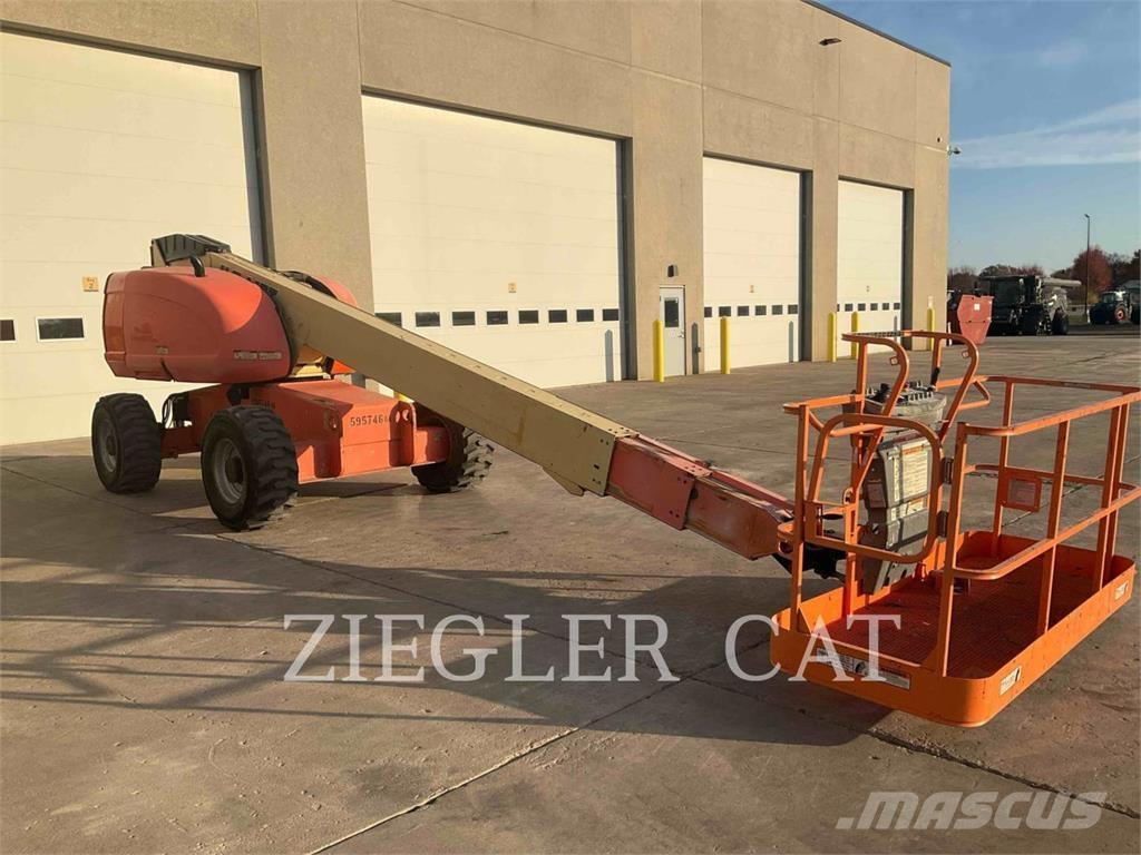 JLG 600S Zglobne podizne platforme