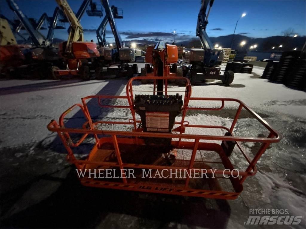 JLG 660SJ Zglobne podizne platforme