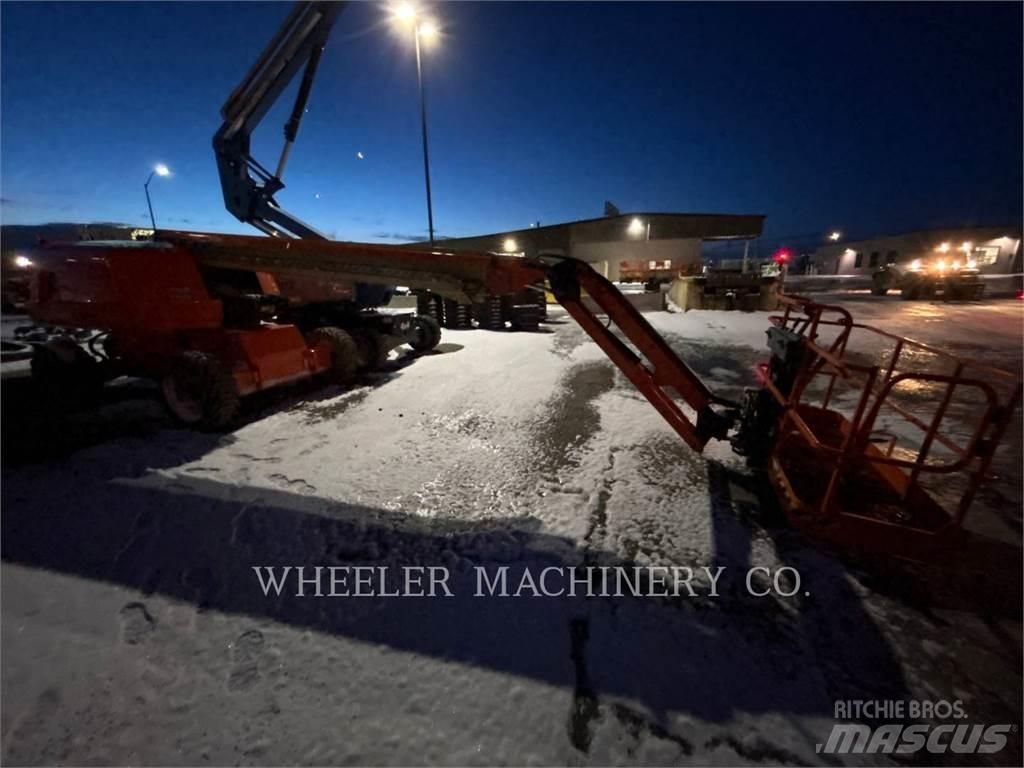JLG 660SJ Zglobne podizne platforme