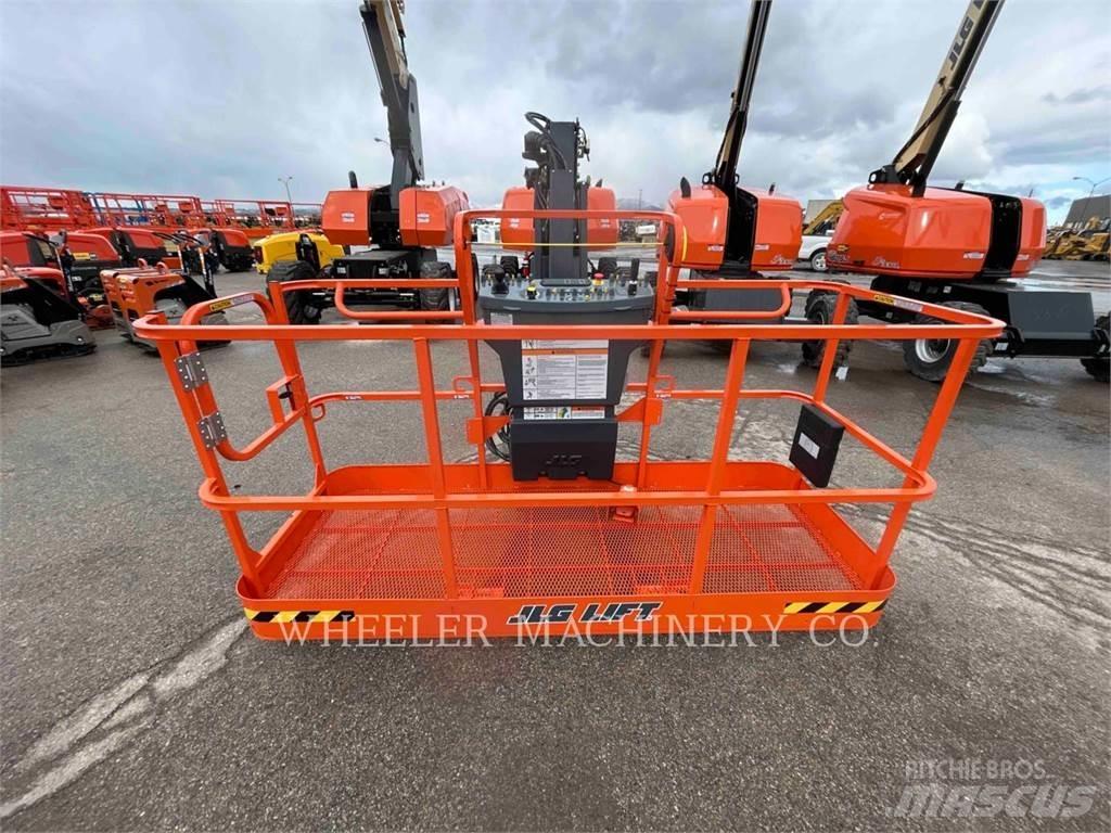 JLG 660SJ Zglobne podizne platforme