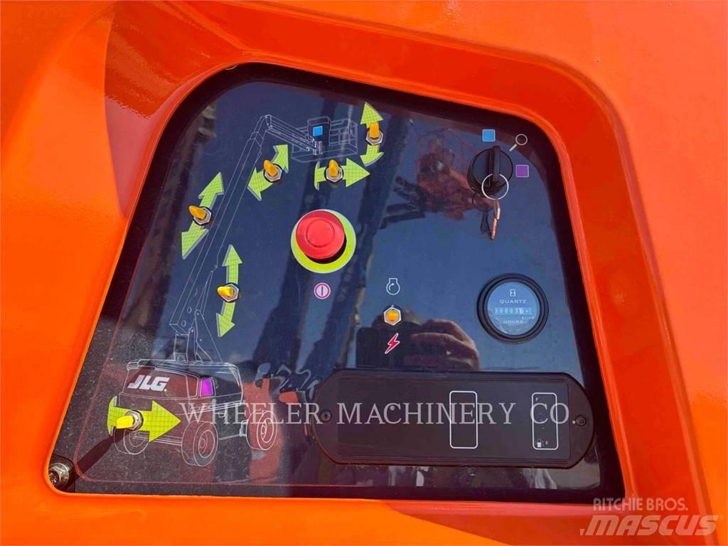 JLG 660SJ Zglobne podizne platforme