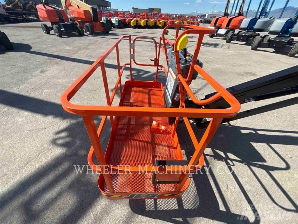 JLG 660SJ Zglobne podizne platforme