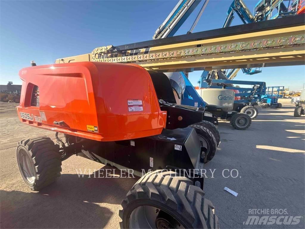 JLG 660SJ Zglobne podizne platforme