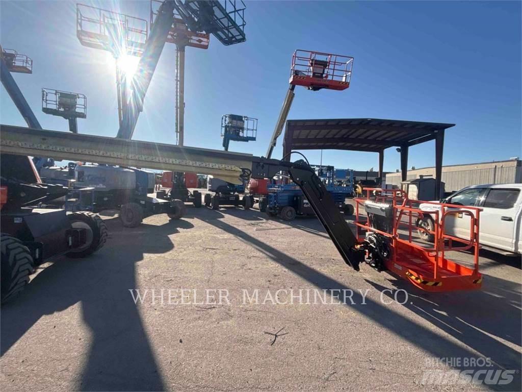 JLG 660SJ Zglobne podizne platforme