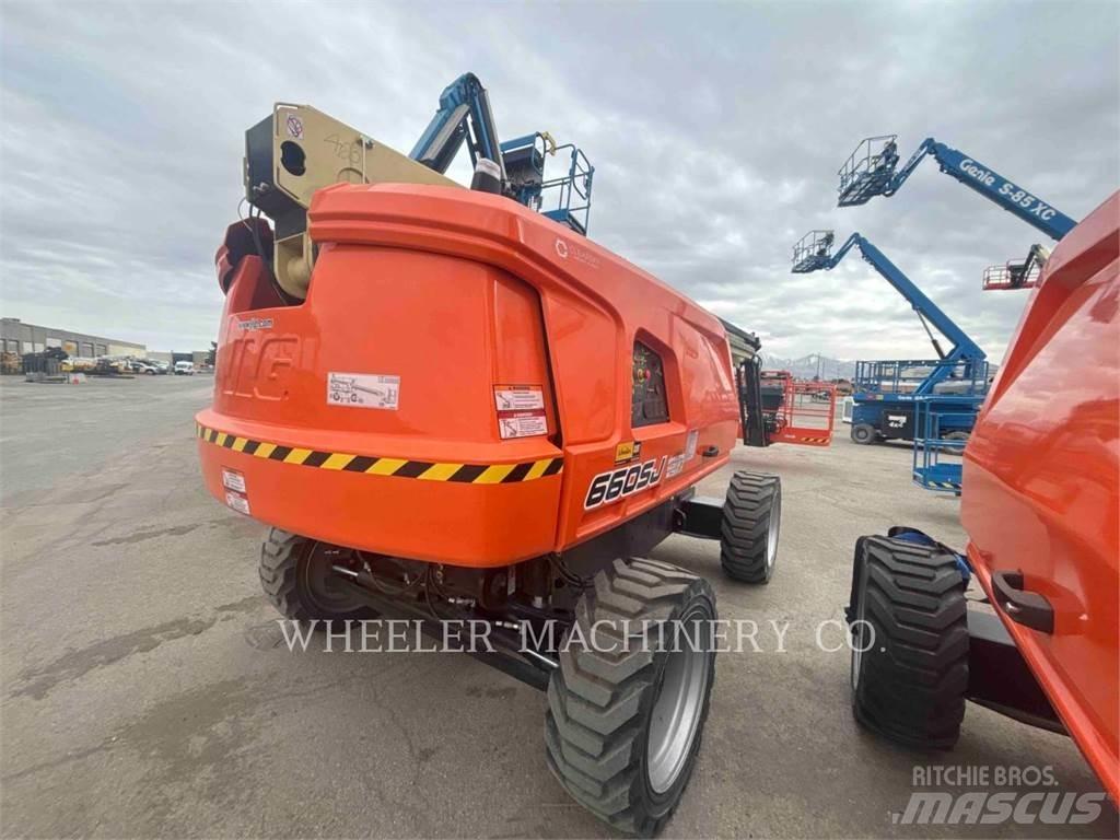 JLG 660SJ Zglobne podizne platforme