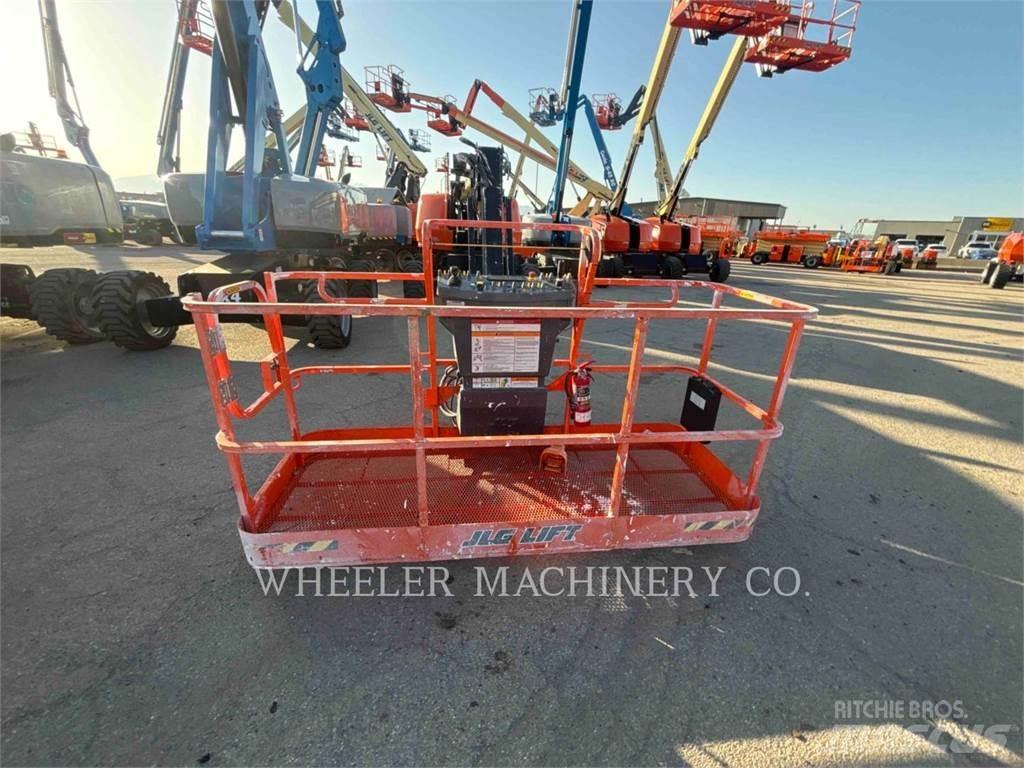 JLG 660SJ SP Zglobne podizne platforme