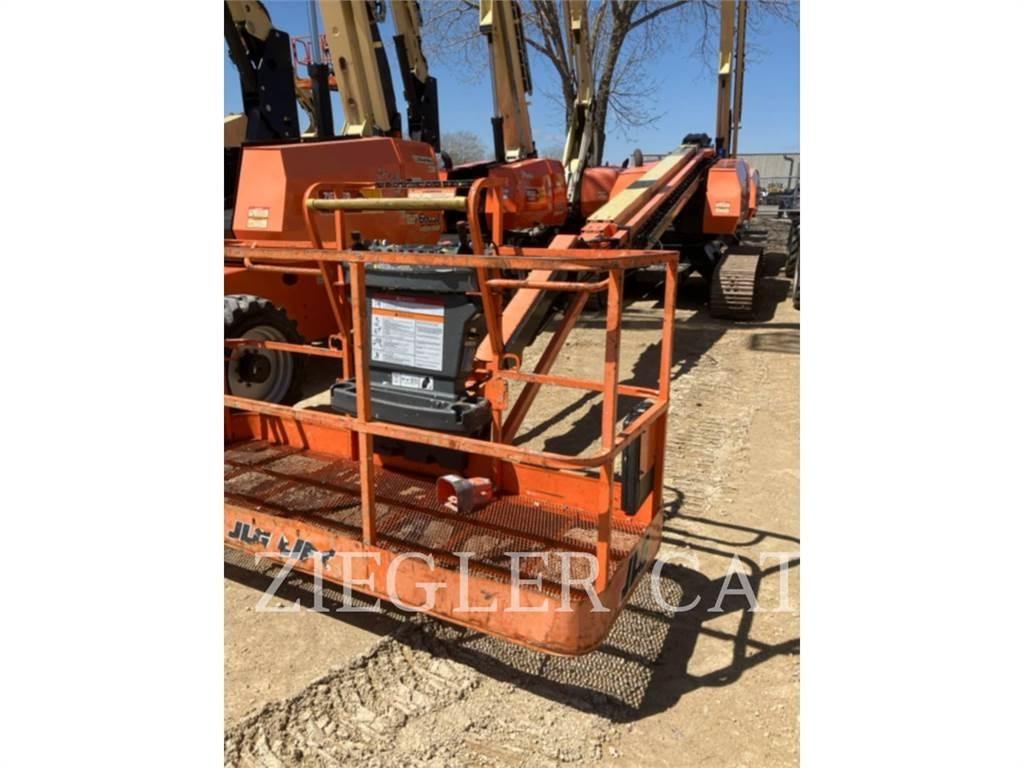 JLG 660SJC Zglobne podizne platforme