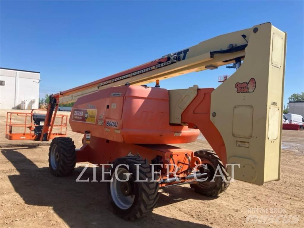 JLG 800AJ Zglobne podizne platforme