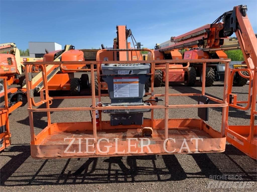 JLG 800AJ Zglobne podizne platforme