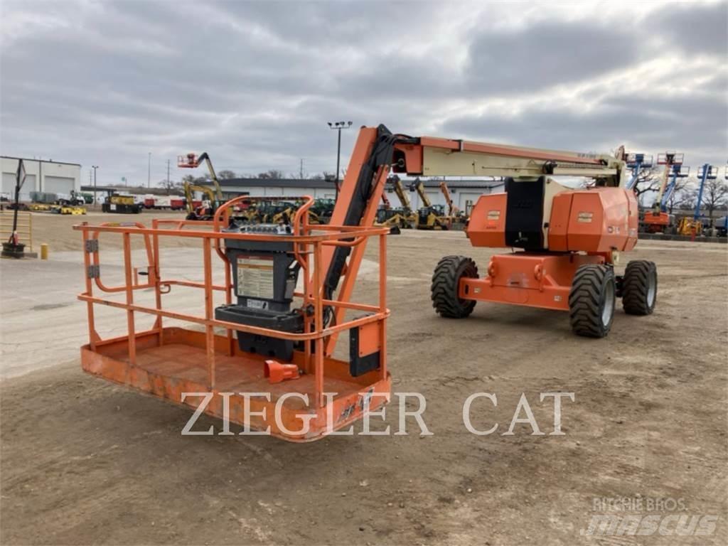 JLG 800AJ Zglobne podizne platforme