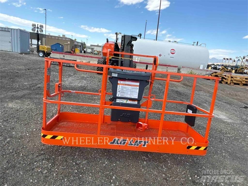 JLG 860SJ Zglobne podizne platforme