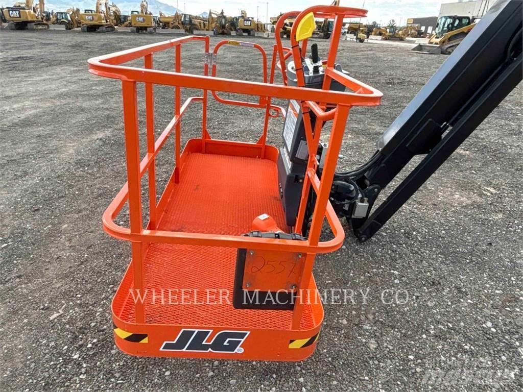 JLG 860SJ Zglobne podizne platforme